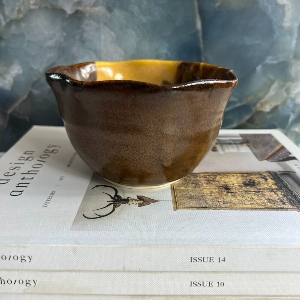 Pat Schweikert Studio Art Pottery Decorative Bowl Stoneware Brown Yellow Drip